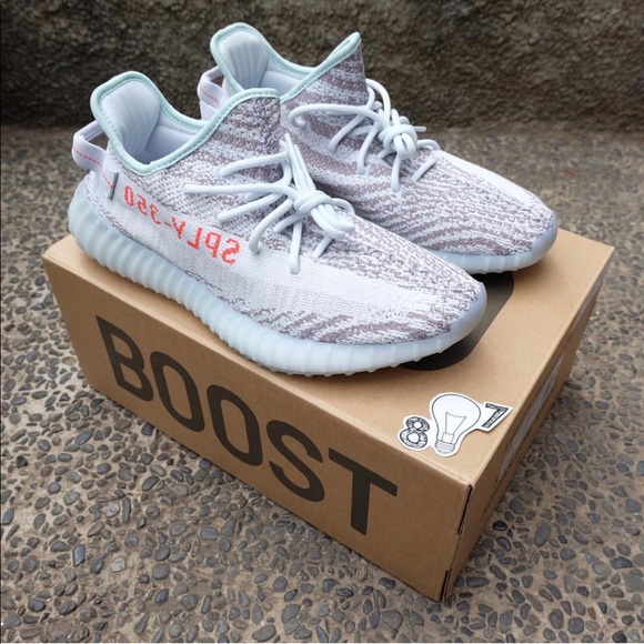 Yeezy boost 350 v2 Blue tints - Picture 2 of 3